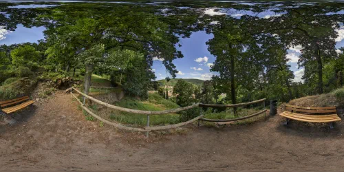 Hidden, cozy viewpoint of the castle.